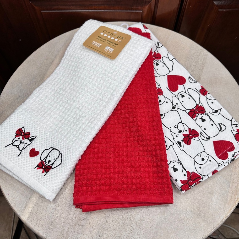 Valentine Dogs Kitchen Towels Set of 3 Red White Hearts Puppy Love New